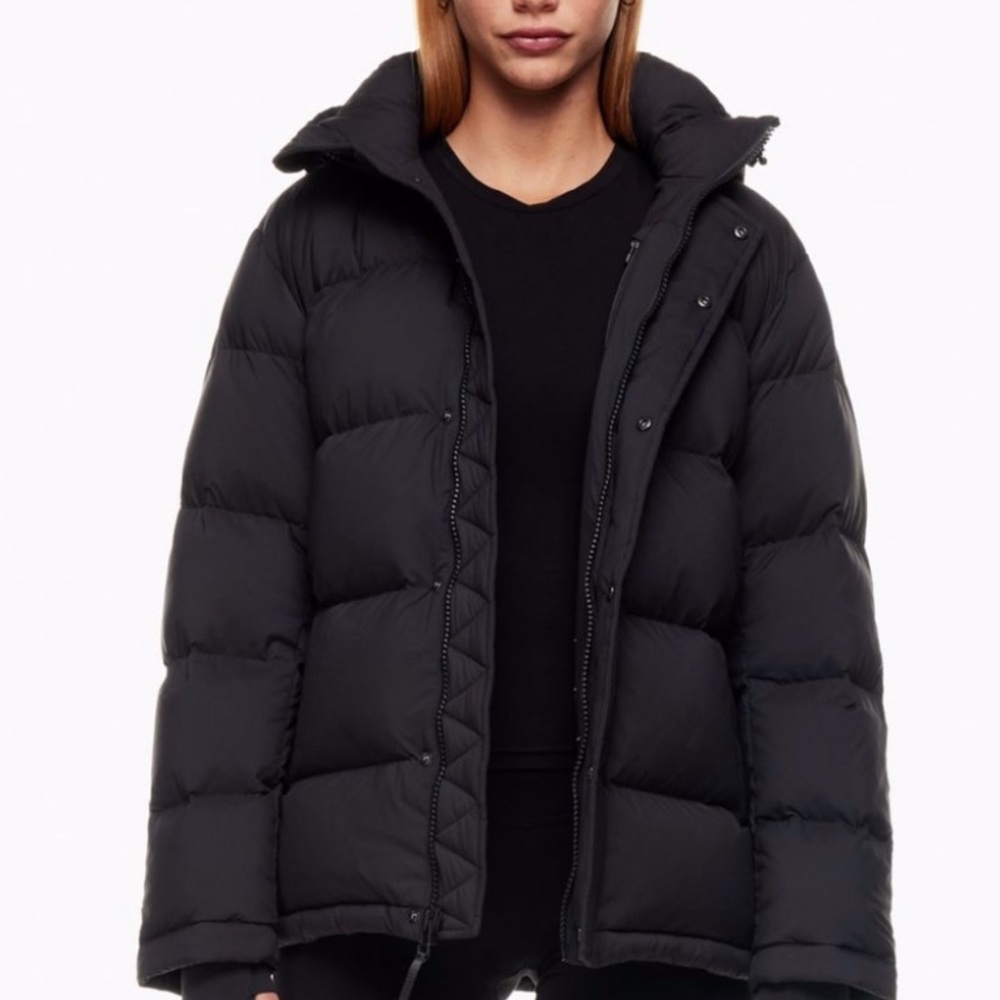 Aritzia Super Puff Black